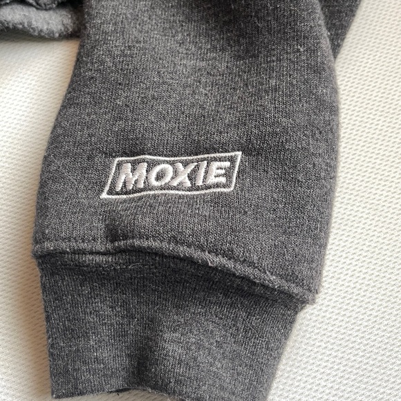 Moxie Women's Grey Cropped Hoodie Sweater - Picture 2 of 4